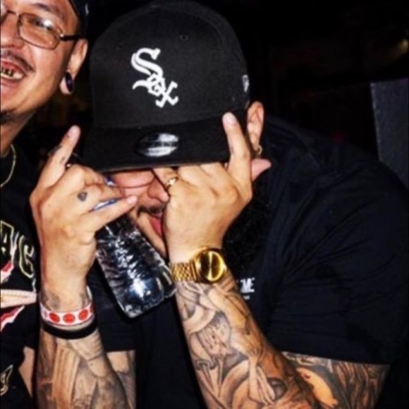 Meet your Posher, Cesar ulises - Picture 1 of 1